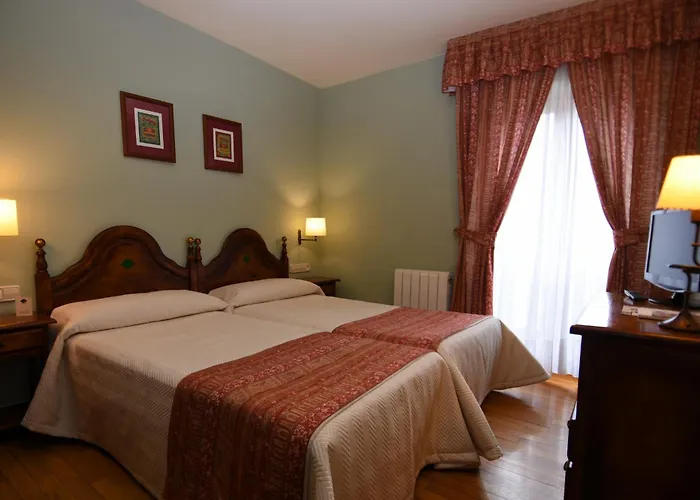 Eth Pomer Hotell Vielha