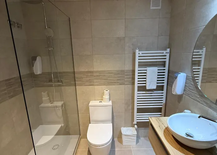 Eth Pomer Hotell