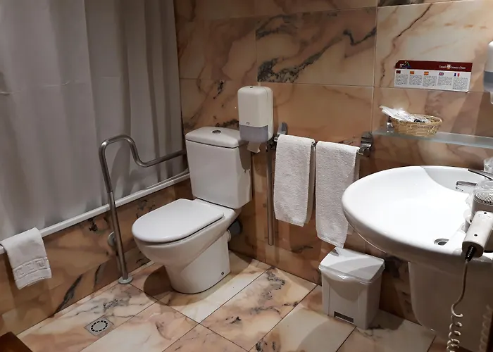 Hotell Eth Pomer Vielha