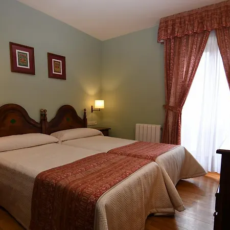 Eth Pomer Hotel Vielha