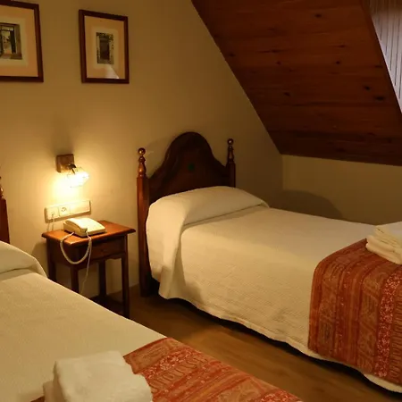 Eth Pomer Hotel