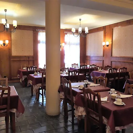Eth Pomer Hotel Vielha