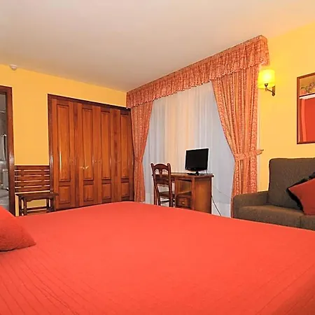 Eth Pomer Hotel Viella