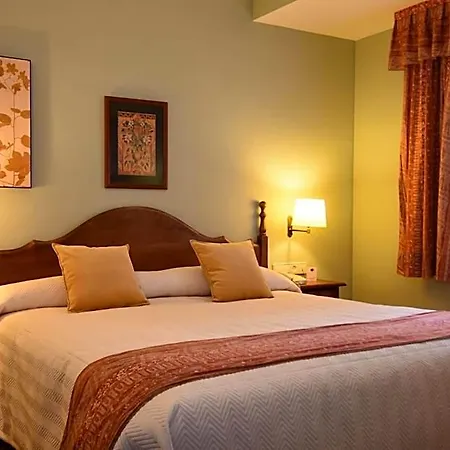 Eth Pomer Hotel Viella
